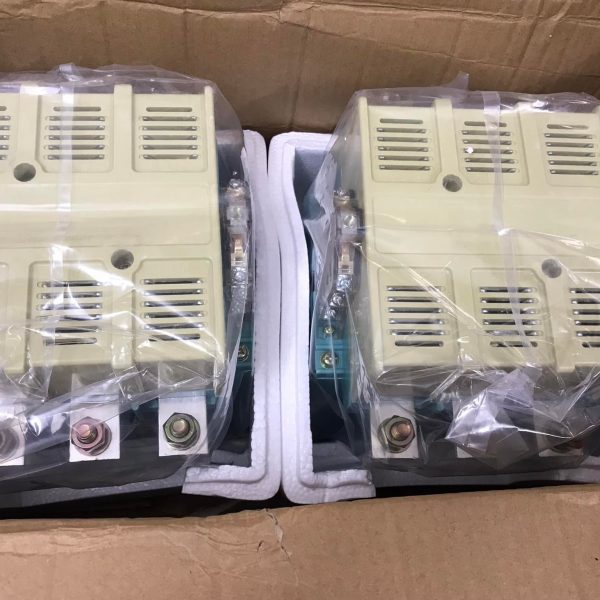Khởi động từ Contactor CJ20-400 3P 400A